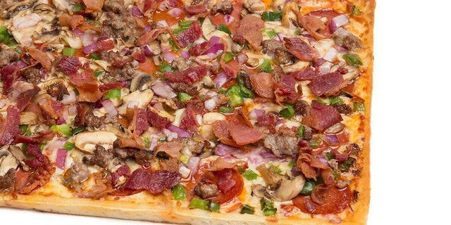 18" LEDO Deluxe Pizza