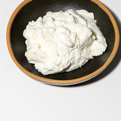 Mediterranean Garlic Sauce
