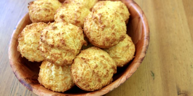 Corn Bread w/ Cheddar Cheese