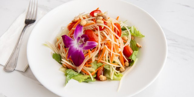 Papaya Salad (Som Tum)