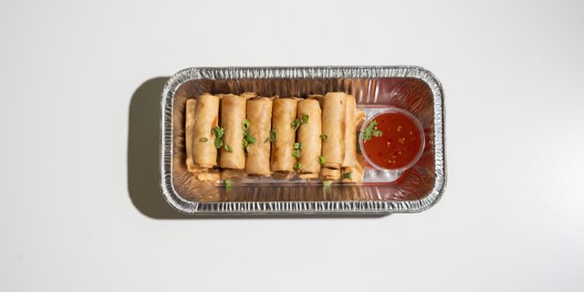 Crispy Vegetarian Spring Rolls