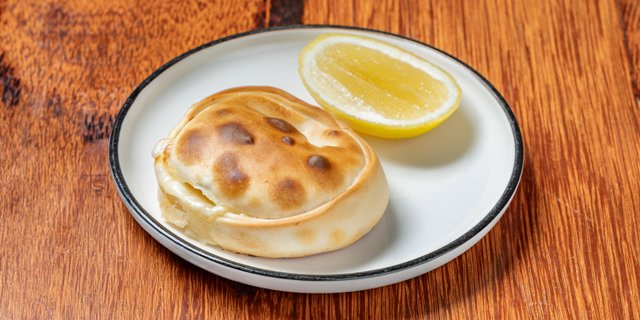 Onion & Cheese Empanada x2