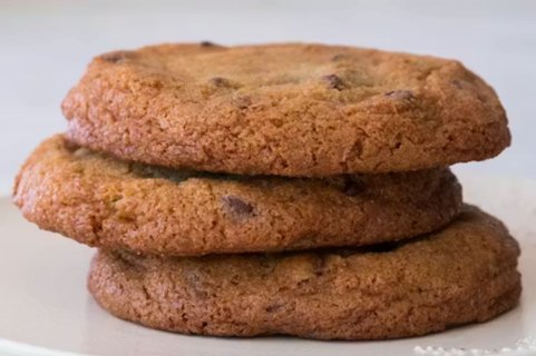 Chocolate Chip Cookie