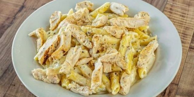 Chicken Alfredo Pasta