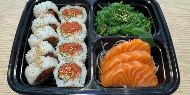 Spicy Tuna Bento Box