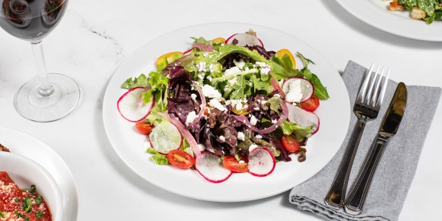 Individual Mixed Green Salad