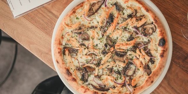 Chicken Ricotta Pizza