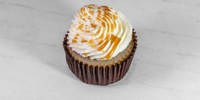 Caramel By The Sea Vanilla Cupcake