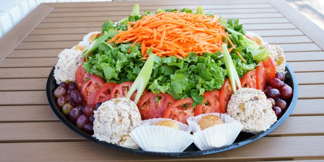 10 Scoop Garden Salad Platter