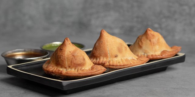 Vegetable Samosa