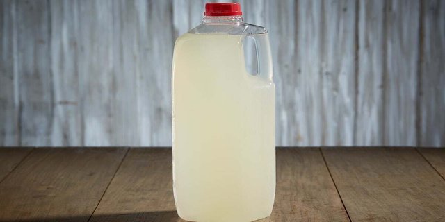 64 Oz Lemonade