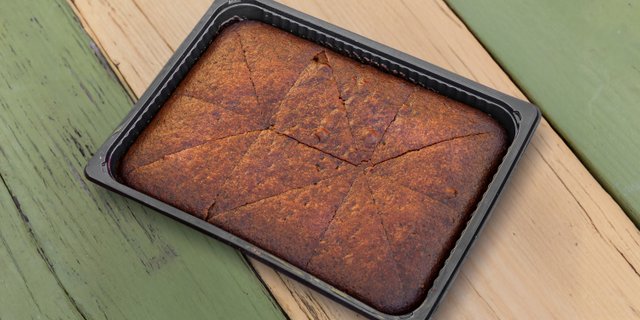 Walnut Cake