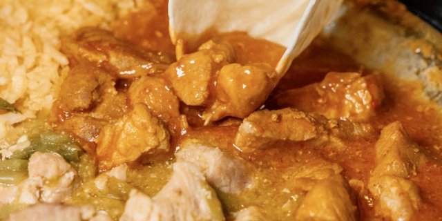 Red Chile w/ Cubed Pork