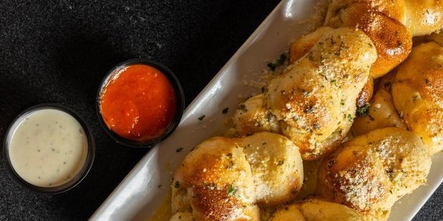 Garlic Knots