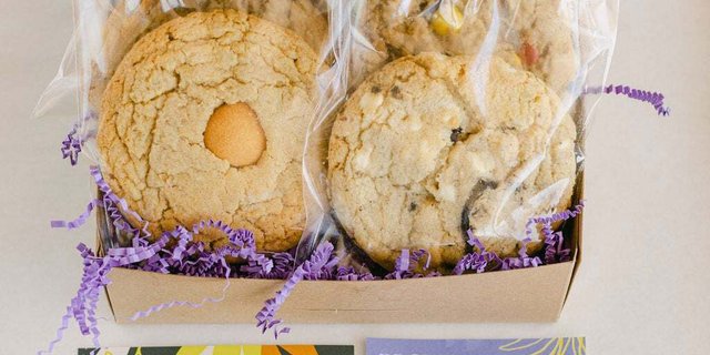 Assorted 6-Count Cookie Box