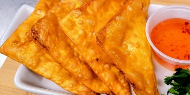 Crab Rangoon