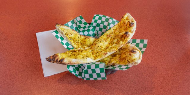 Topped Naan GB