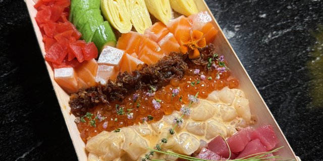 Chirashi Box