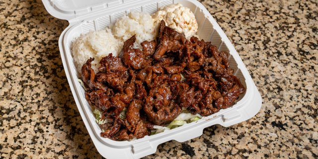 Hawaiian BBQ Beef Plate