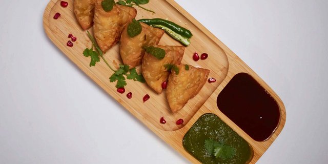 Lamb & Feta Cheese Samosas