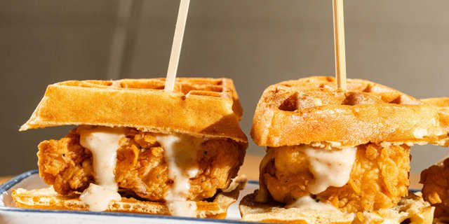 Chicken & Waffle Sliders Platter
