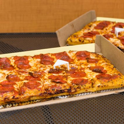 1/2 Deep Dish Party Pizza