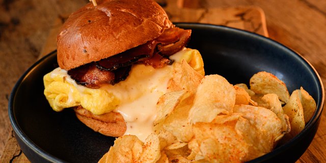 Folded Egg Sandwich
