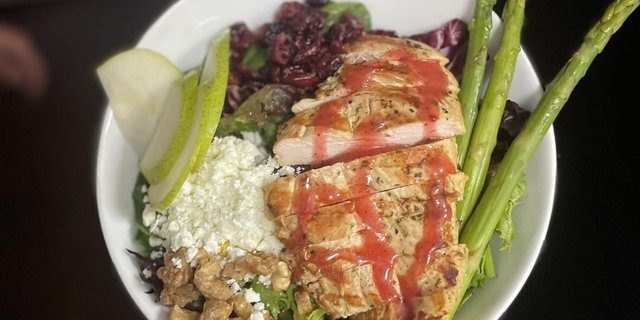 Grilled Chicken & Goat Cheese Salad