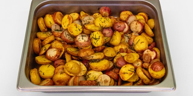 Herb-Roasted Potatoes Tray