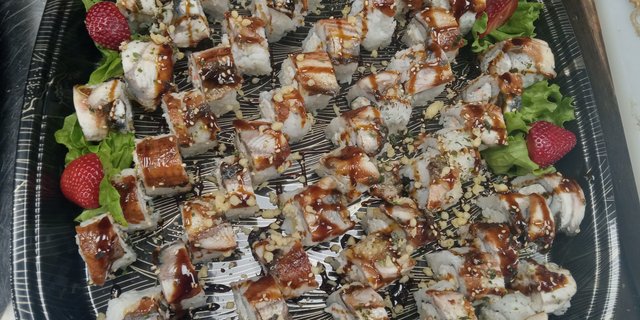 Tiger Dragon Roll Platter