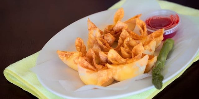 Fried Cream Cheese Wonton