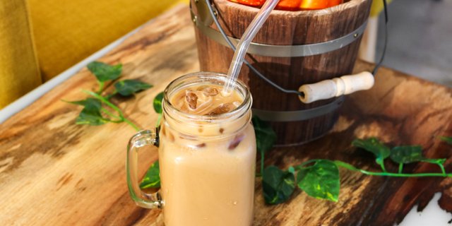 Iced Chai Latte
