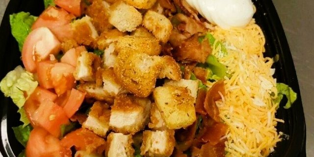Chicken BLT Salad