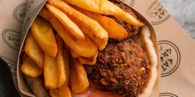 Falafel Gyro