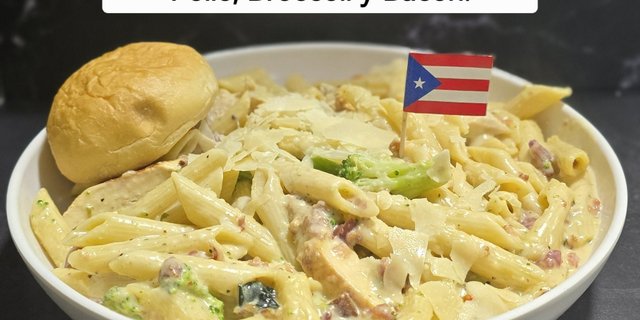 Penne Con Pollo Alfredo