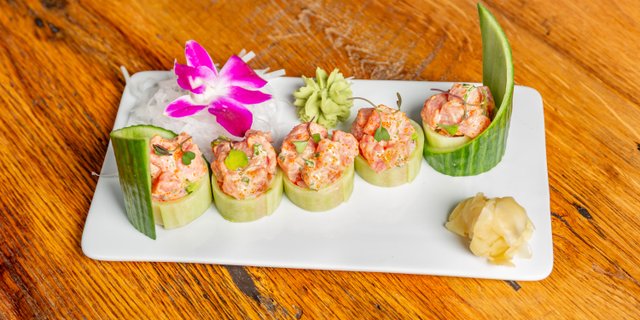 Inside-Out Roll Platter