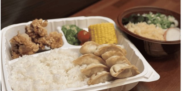 Gyoza Bento Box