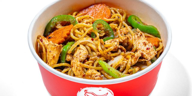 Prig Pao Chowmein Bowl