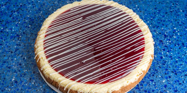 10" Raspberry Cheesecake
