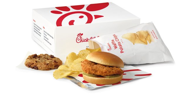 Chicken Sandwich Packaged Meal