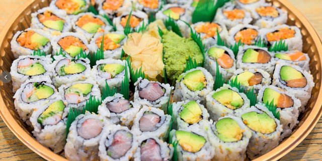 Sushi Star Box Package