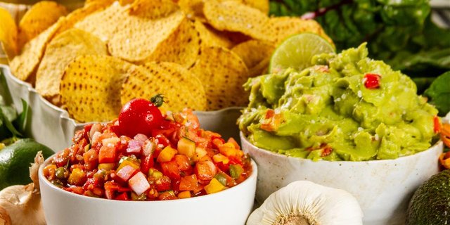 Mexican Chips & Dip Platter
