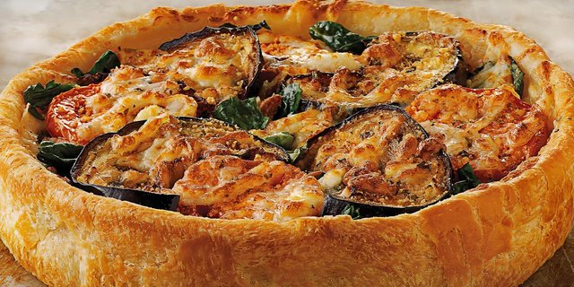 Farmers Market Deep Dish Pizza