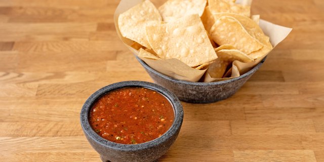 Chips & Roasted Salsa