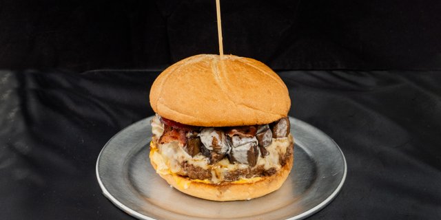 Magic Man Burger