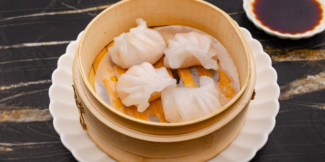 Crystal Shrimp Dumpling Tray