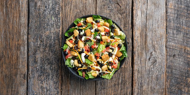 Deluxe Dinner Salad