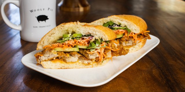 Fried Chicken Banh Mi