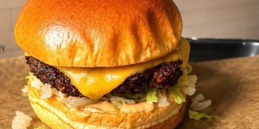 Classic Cheese Burger