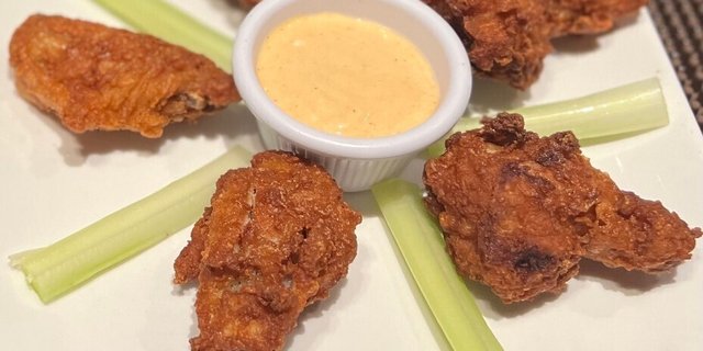 Peruvian Spicy Wings Tray